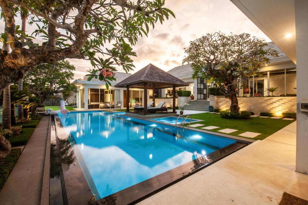 Cliff Front Luxury Villa 4 Bedroom At Pandawa Beach Ungasan  Exterior photo